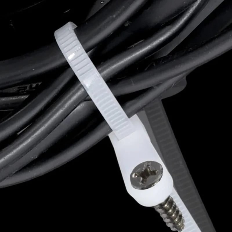 Abrazaderas de Nylon con Orificio para Tornillo
